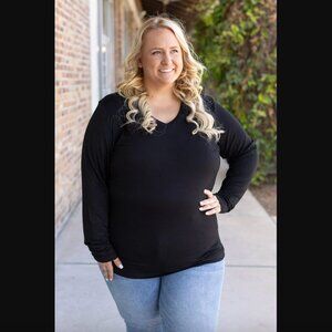 Michelle Mae Larissa Long Sleeve Top Black Women’s XL NWT V-Neck Stretch